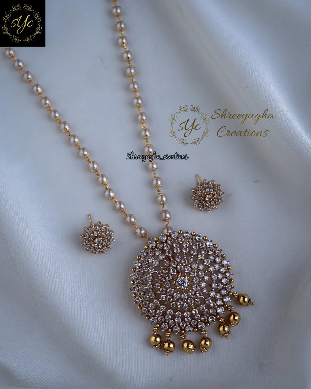 Zirconia stone pendant on pearl long haram with studs