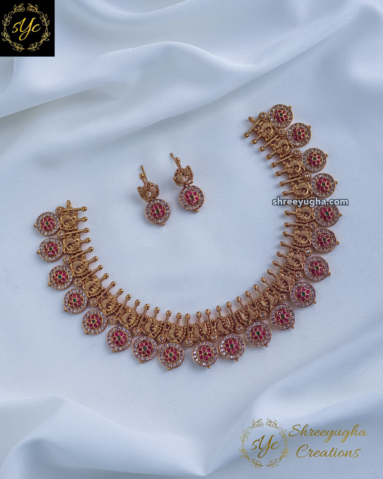 Traditional peacock necklace with earrings