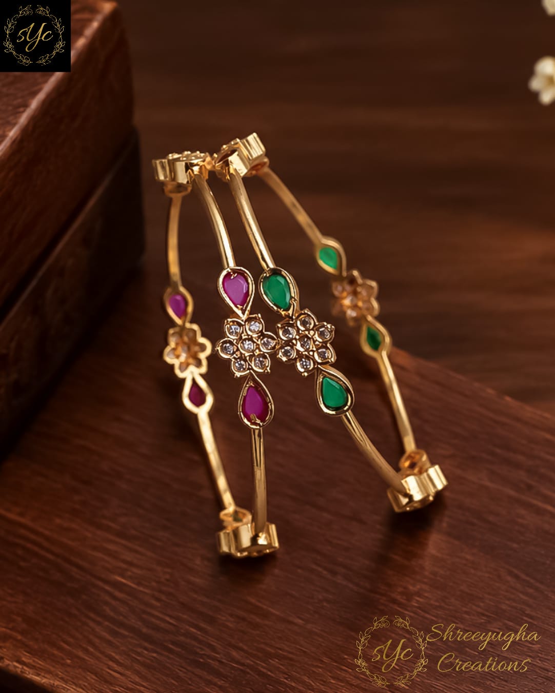 Ratna Flora bangles