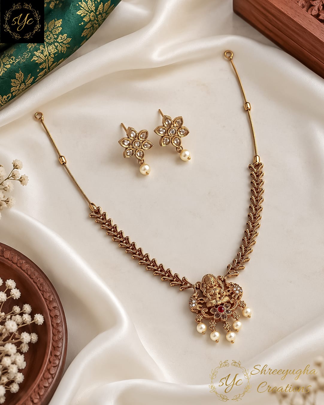 Gaja Lakshmi neckset