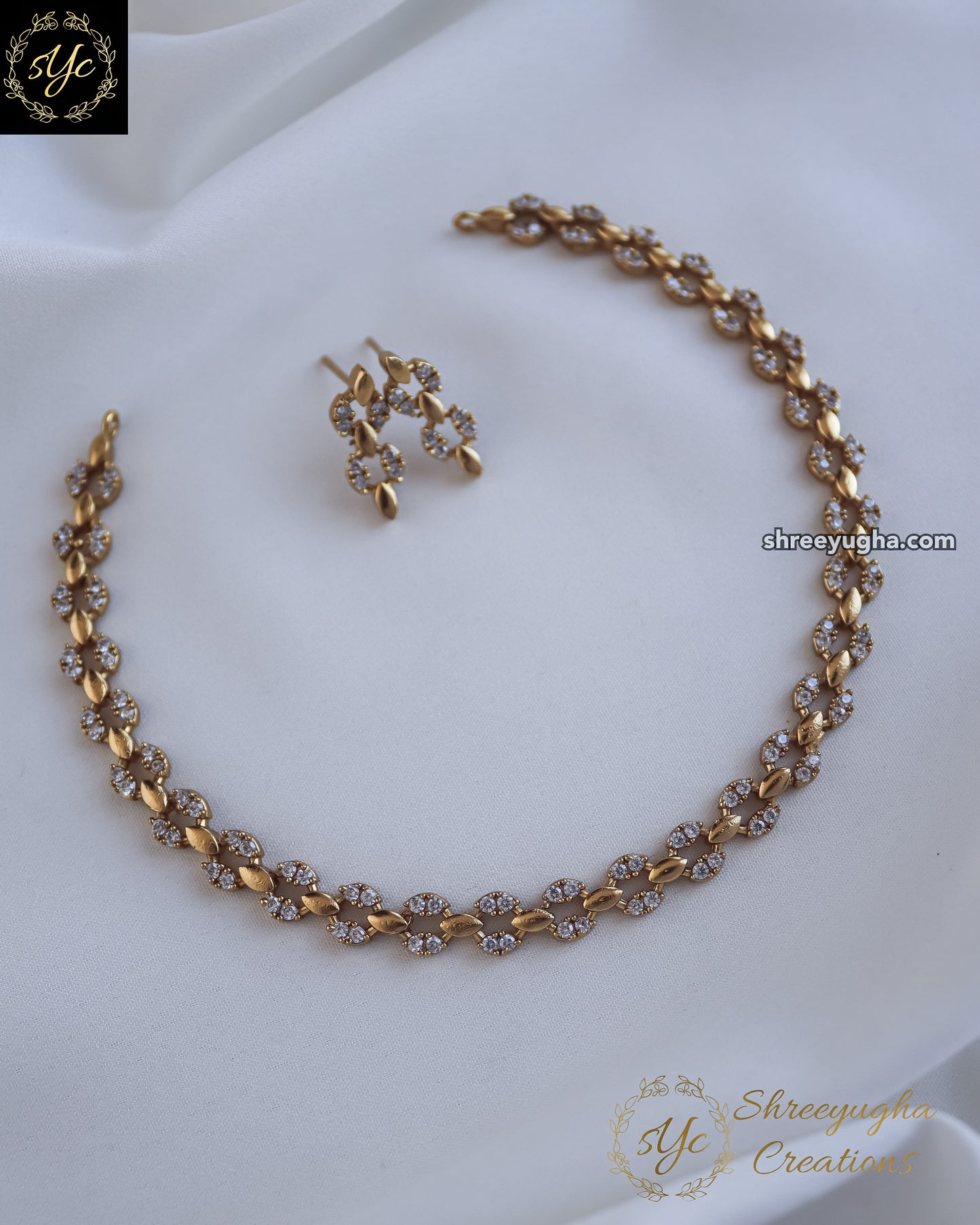 Simple designer diamond neckset