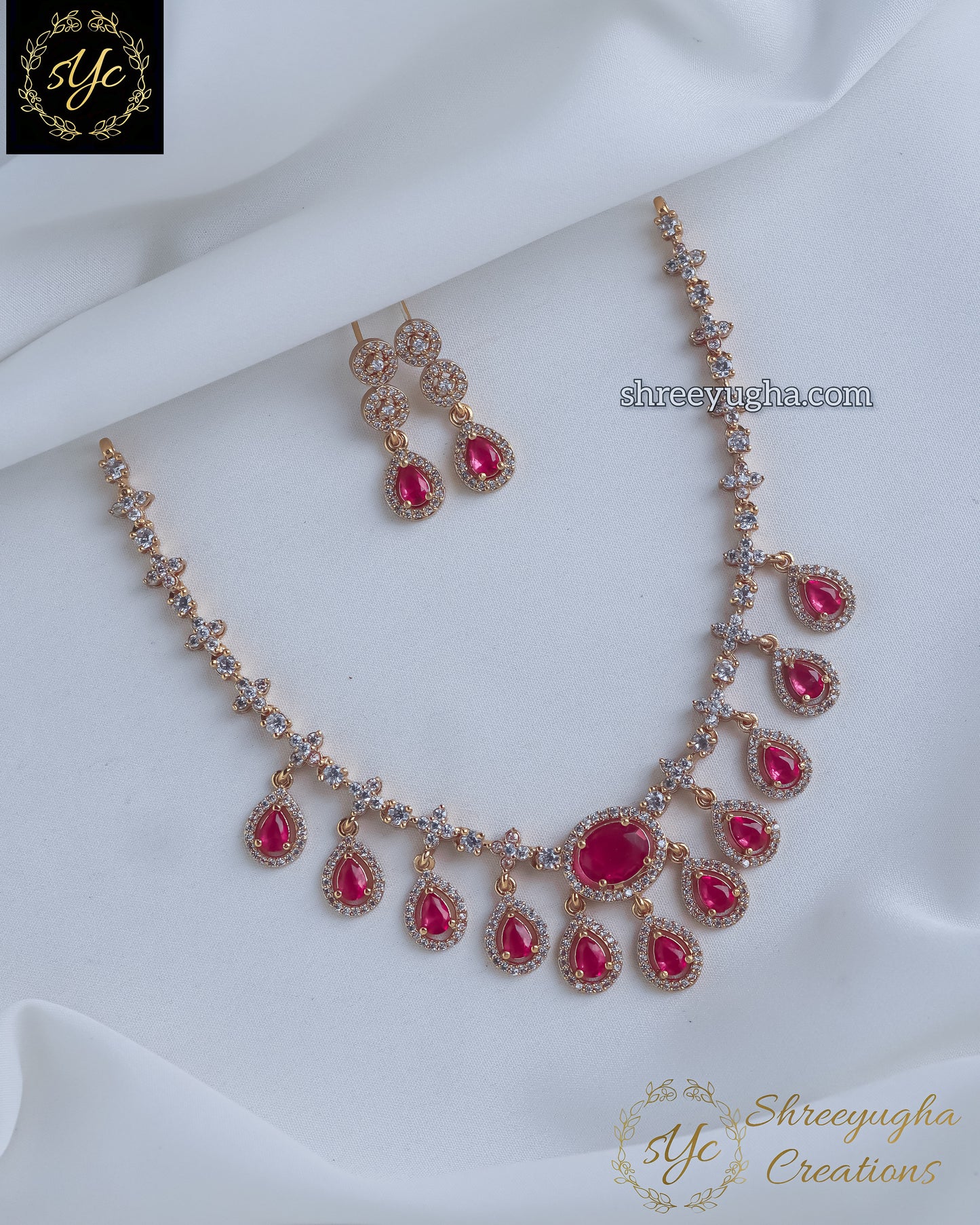 Beautiful tear drop ruby neckset