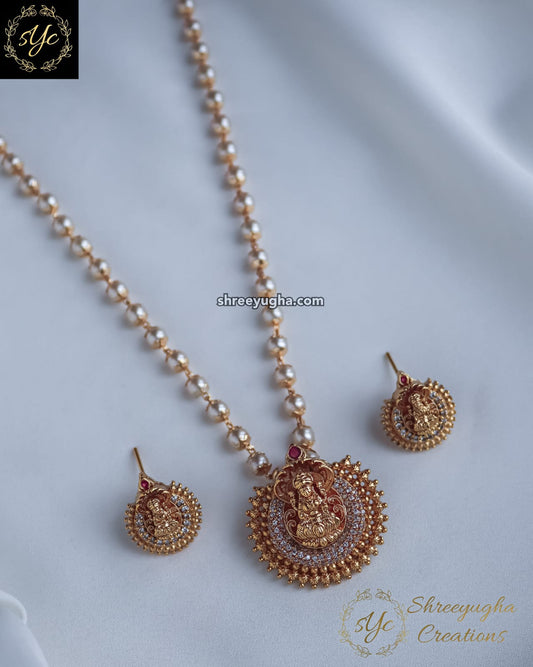 Lakshmi pendent with long pearl chain