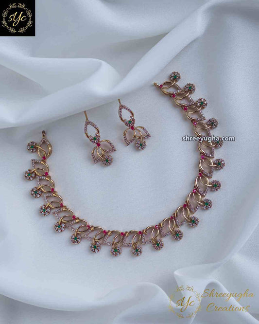 Dazzling Flower Diamond neckset