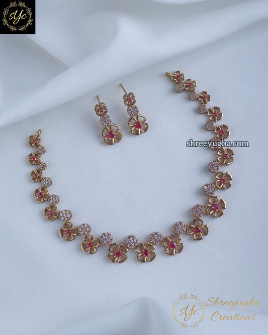 Pretty flower Ruby & Diamond neckset