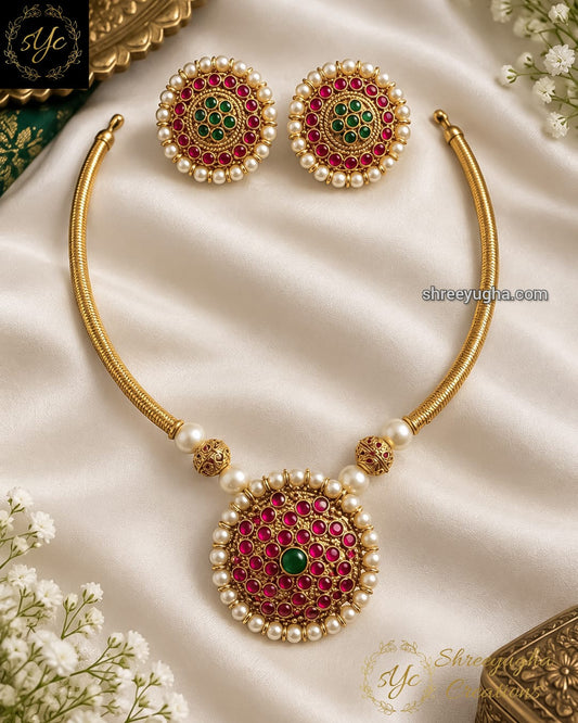 Kemp pipe necklace with earrings