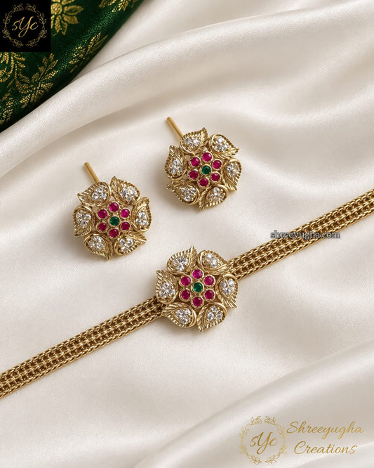 Pretty flower choker set