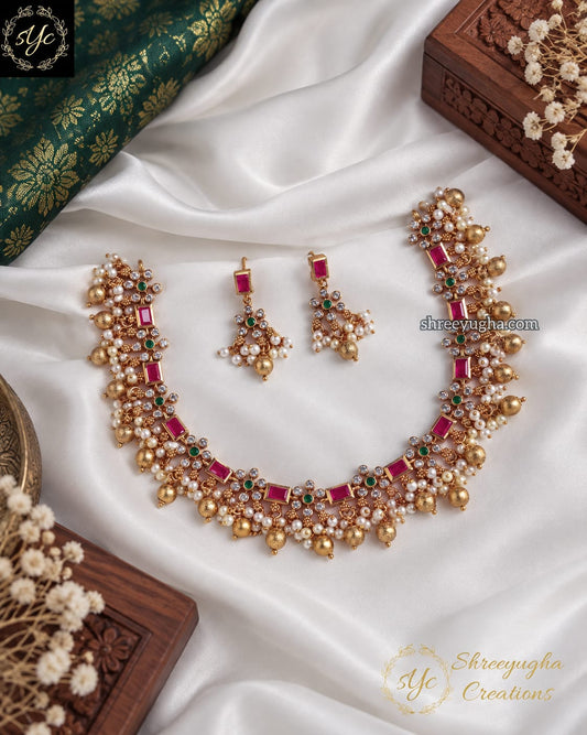 Ruby, Emerald flower neckset