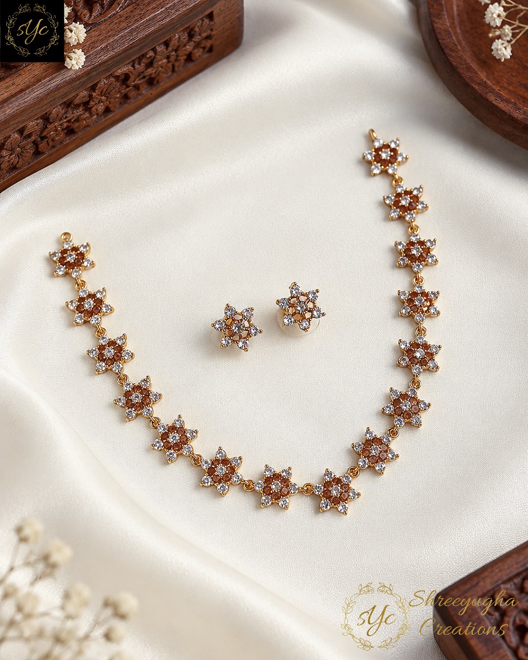 Meera floral diamond neckset