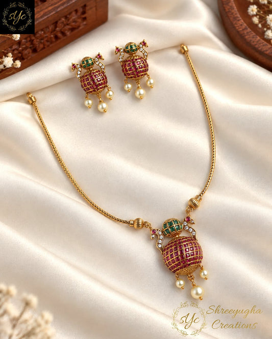 Varnam Heritage necklace set