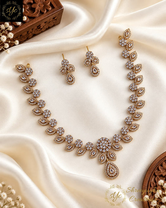 Charming diamond necklace with earrings