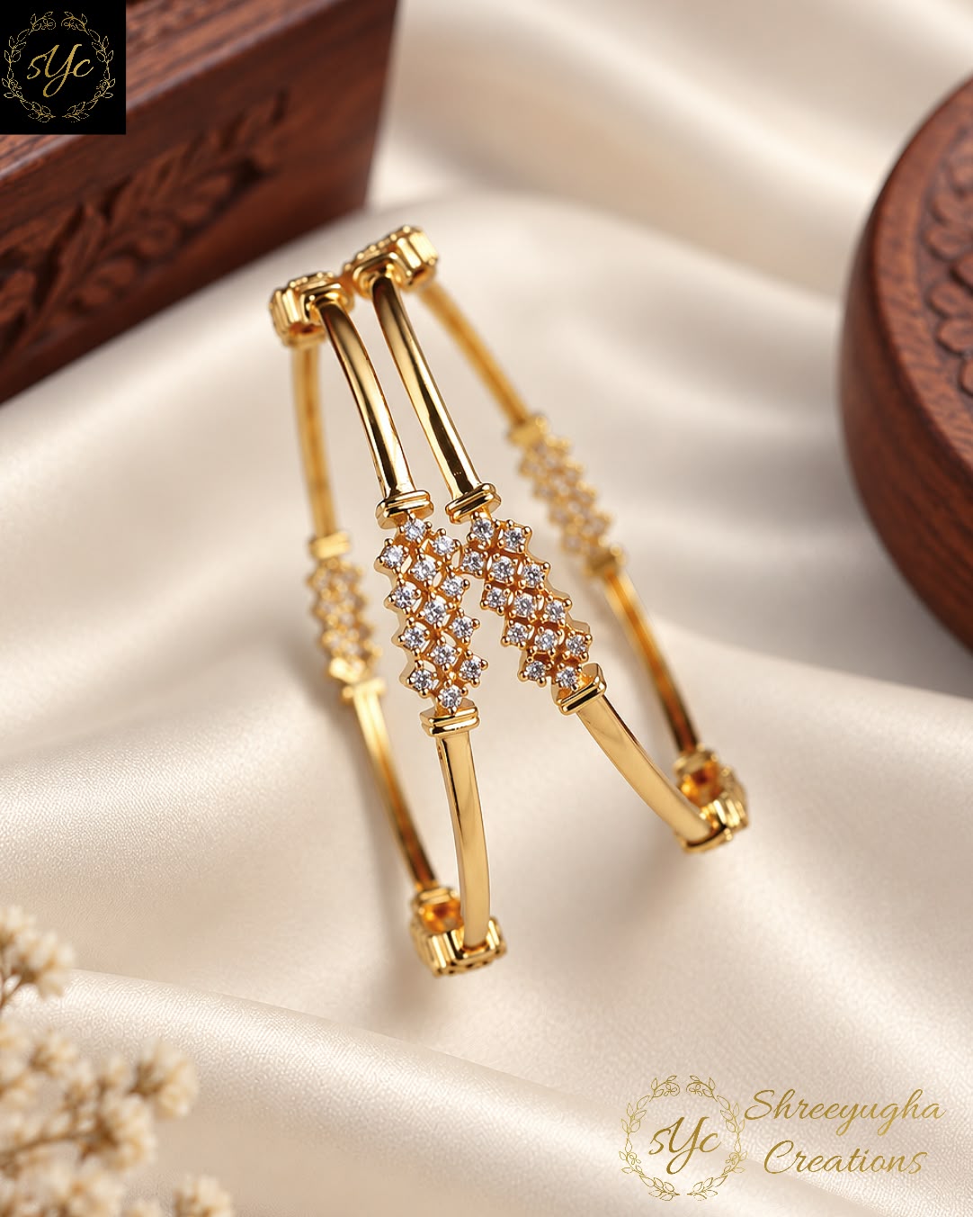 Swarna Rekha diamond bangles