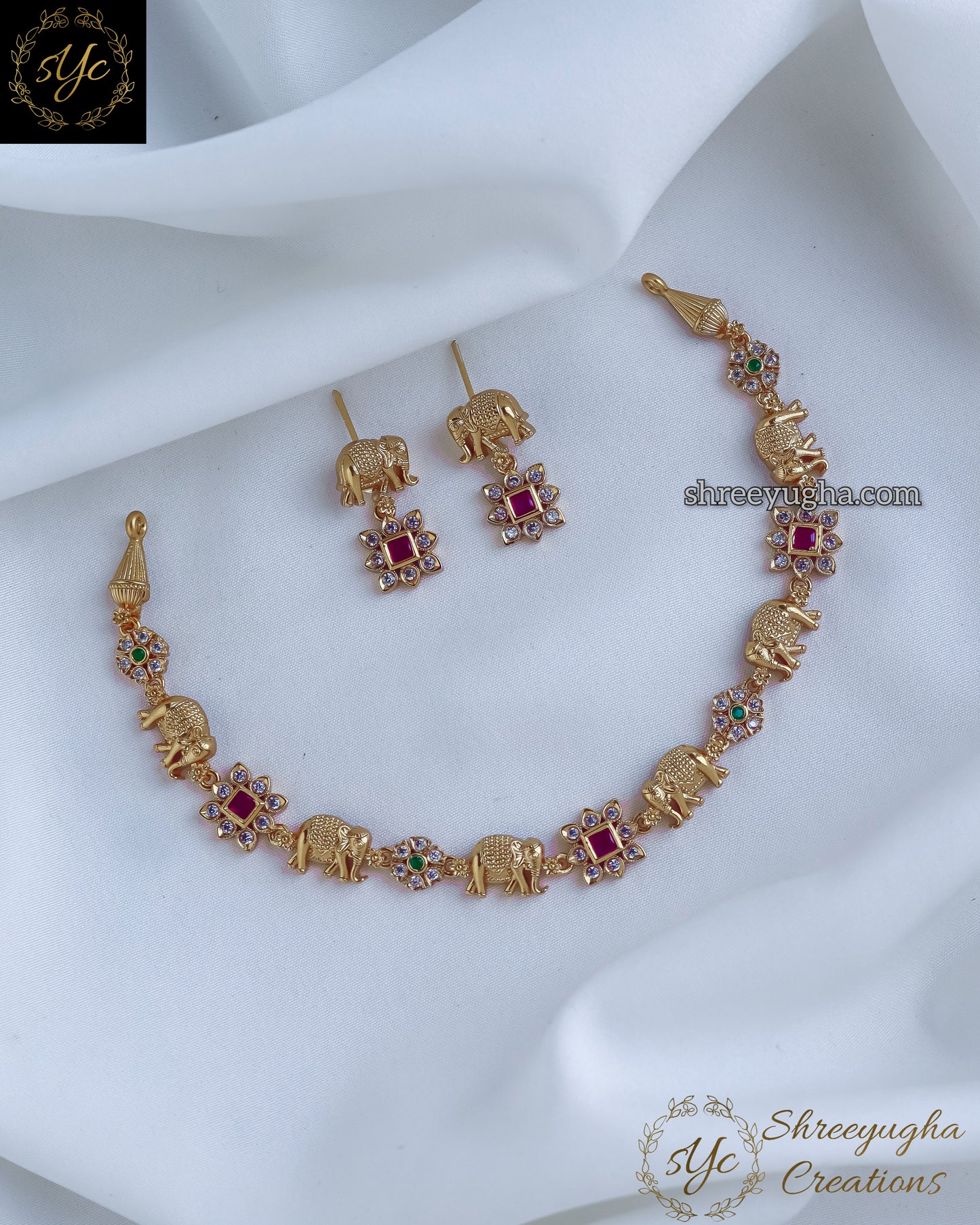 Beautiful elephant necklace with earrings