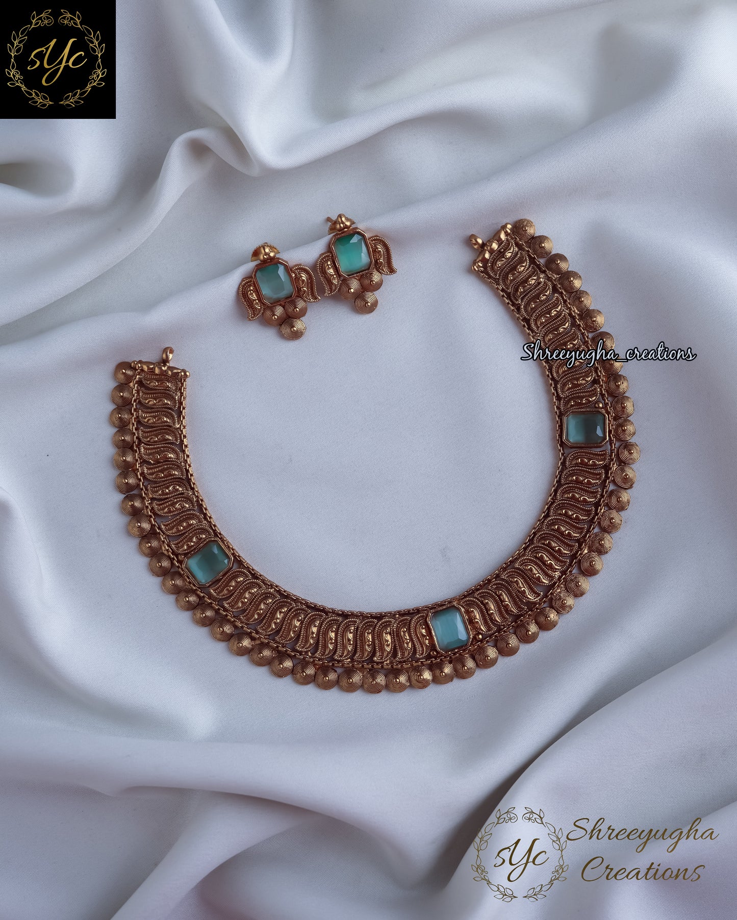 Premium quality antique gold neckset