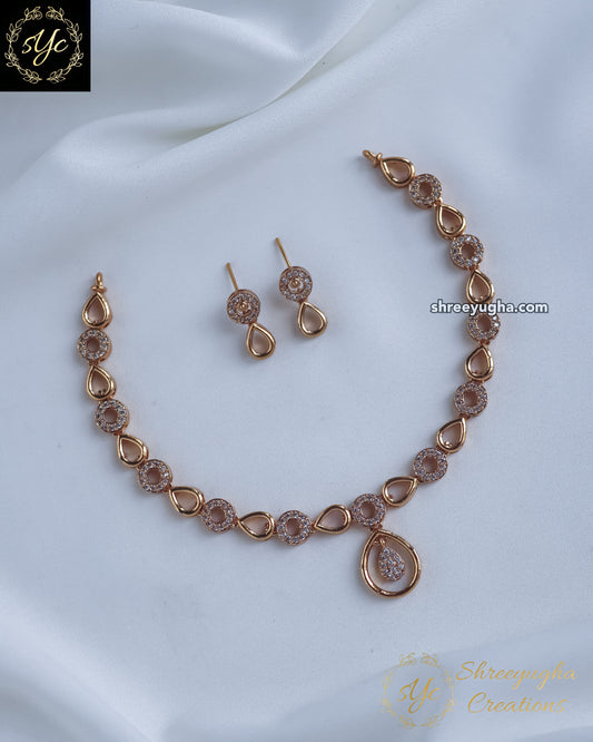 Simple & elegant diamond neckset